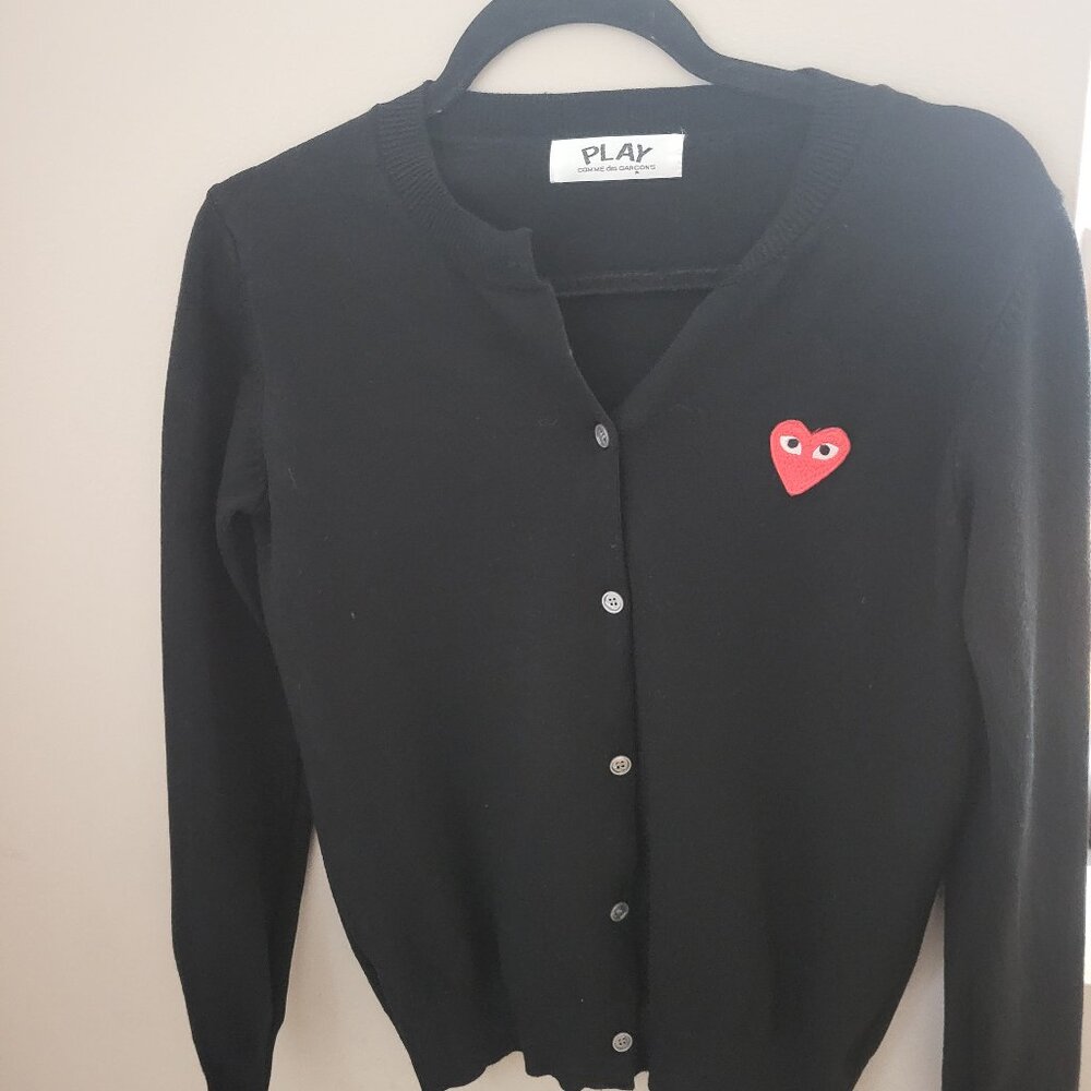 Play Comme des Garcons